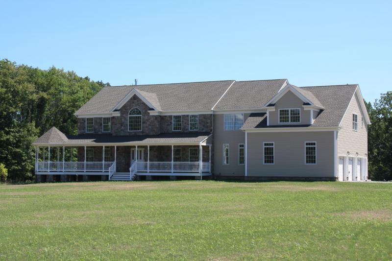 Single Family Home for Sale, ListingId:17081644, location: 57 JOHANNA FARMS RD Raritan 08869