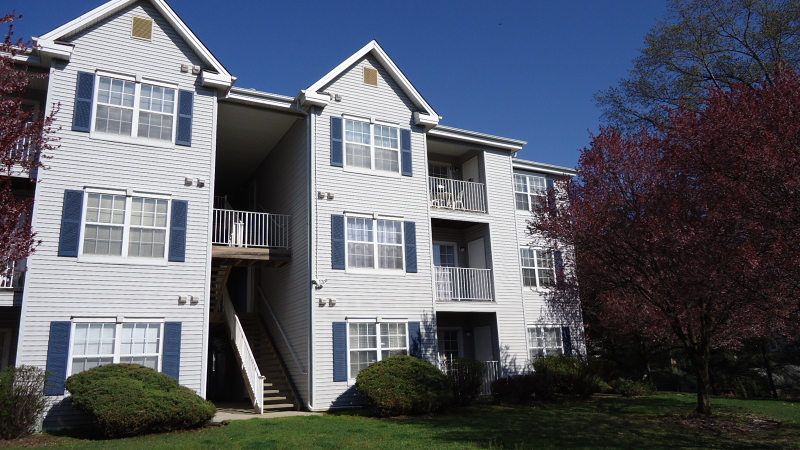 Single Family Home for Sale, ListingId:17747726, location: 410 STRATFORD PL Bridgewater 08807
