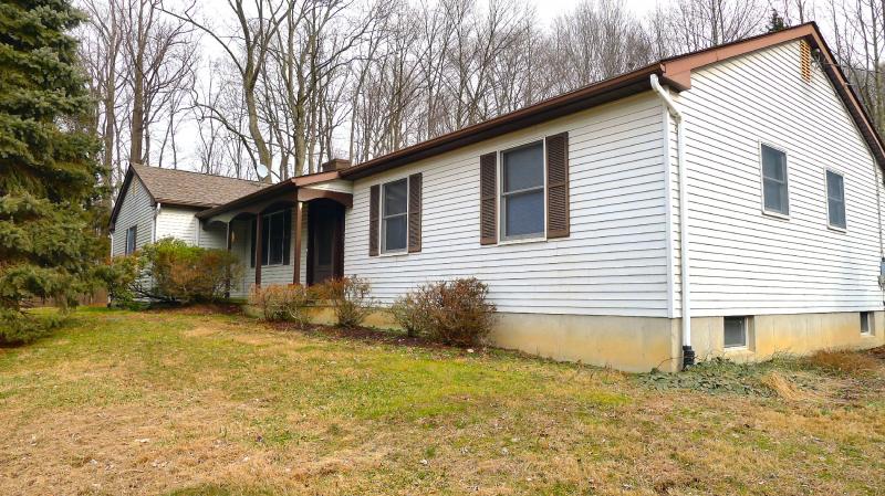 Single Family Home for Sale, ListingId:18030738, location: Blairstown 07825