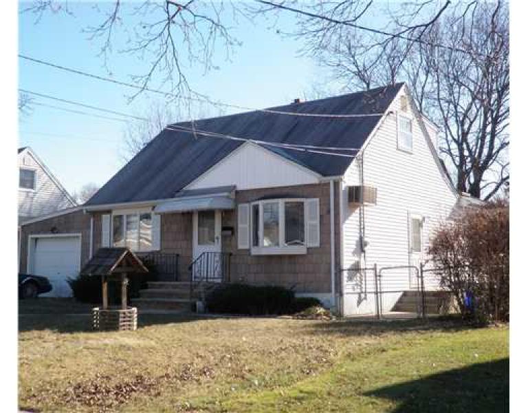 Single Family Home for Sale, ListingId:17934280, location: 212 THOMAS ST South Plainfield 07080