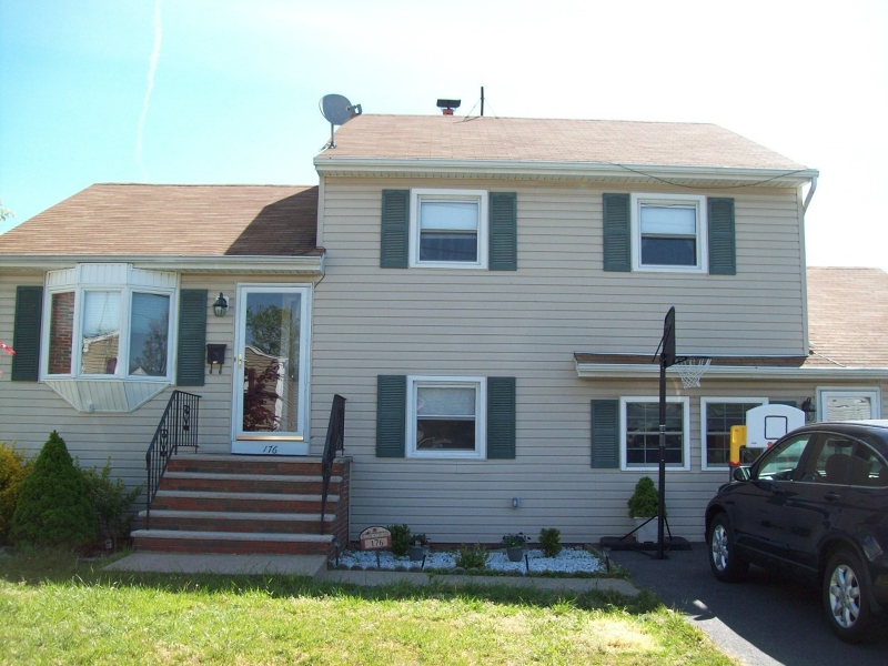 Single Family Home for Sale, ListingId:19294609, location: 176 William St Little Falls 07424