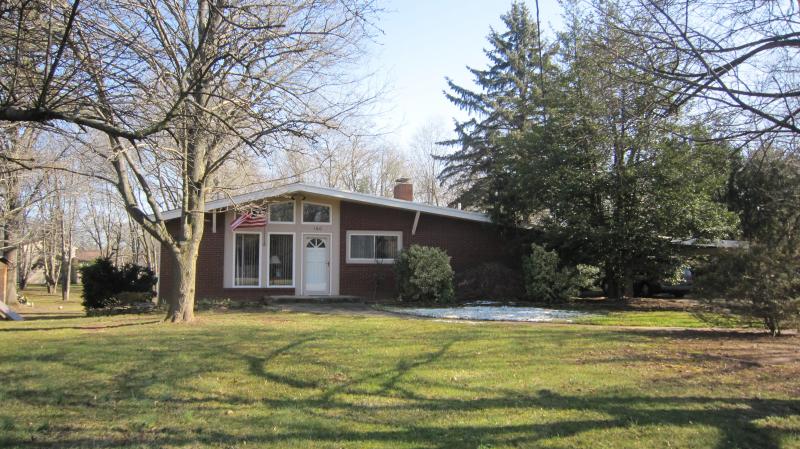 Single Family Home for Sale, ListingId:17989510, location: 160 FINDERNE AVE Bridgewater 08807
