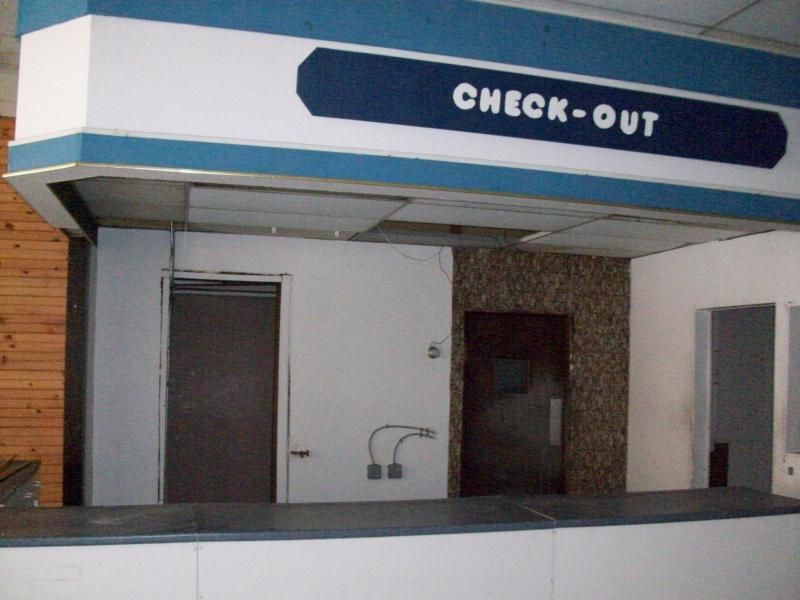 Viewing Image 4