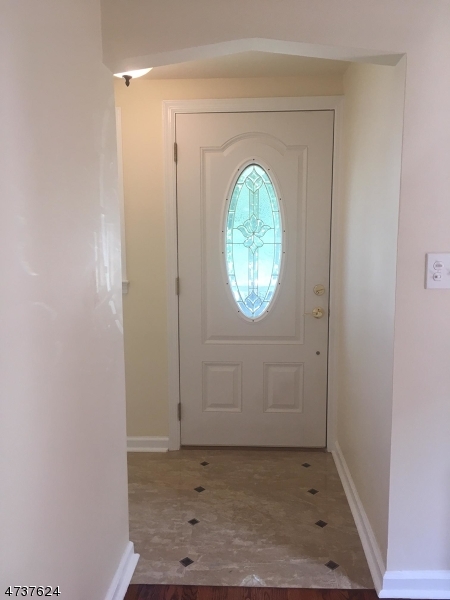 327 Highland Ave
