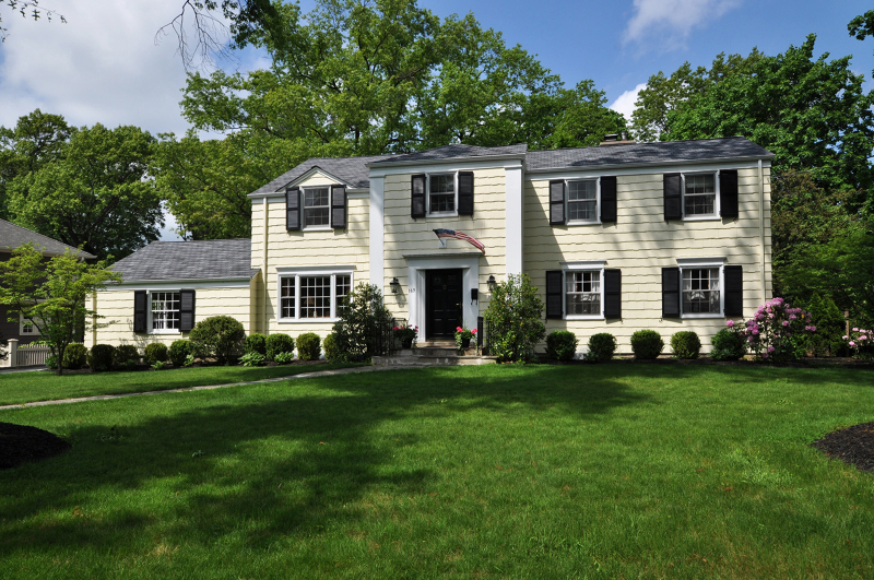 169  Woodland Rd Madison Boro, NJ 07940-2725