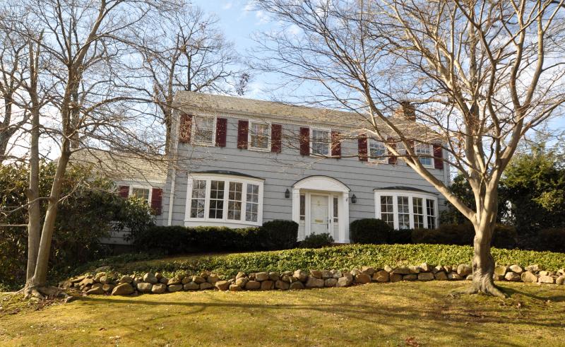 36  Glen Oaks Ave Summit City, NJ 7901
