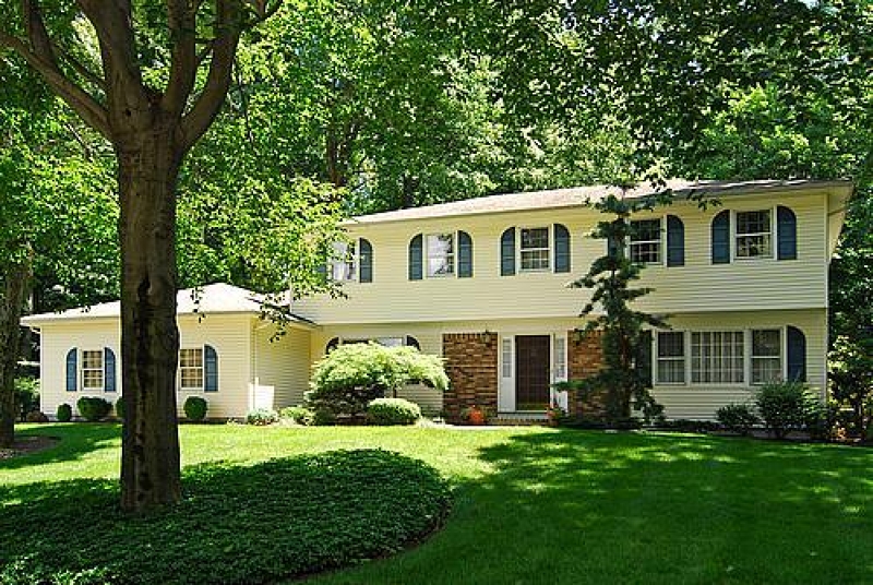 17  Beech Pl Denville Twp., NJ 7834