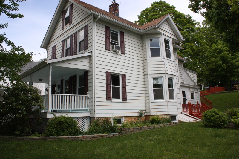 64  Mendham Rd Peapack Gladstone Boro, NJ 07934-2122