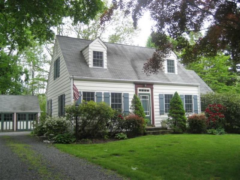 108  W Oak St Bernards Twp., NJ 7920