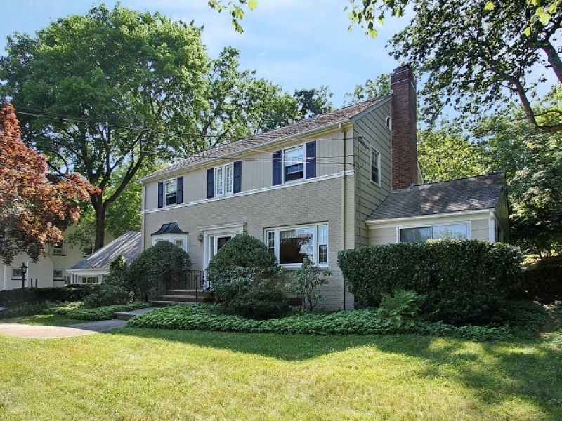 20  Ridgedale Ave Summit City, NJ 7901