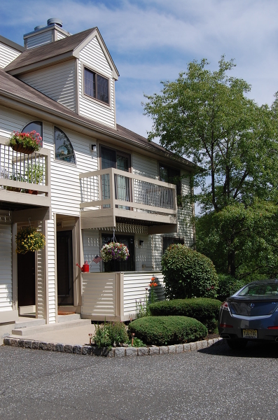 3104  Hemlock Pl Bernards Twp., NJ 7920
