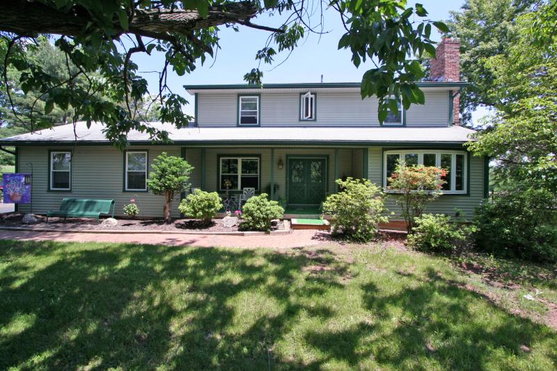 304  Reaville Rd Raritan Twp., NJ 8551