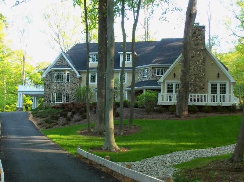 78  Spring Hollow Rd Far Hills Boro, NJ 7931