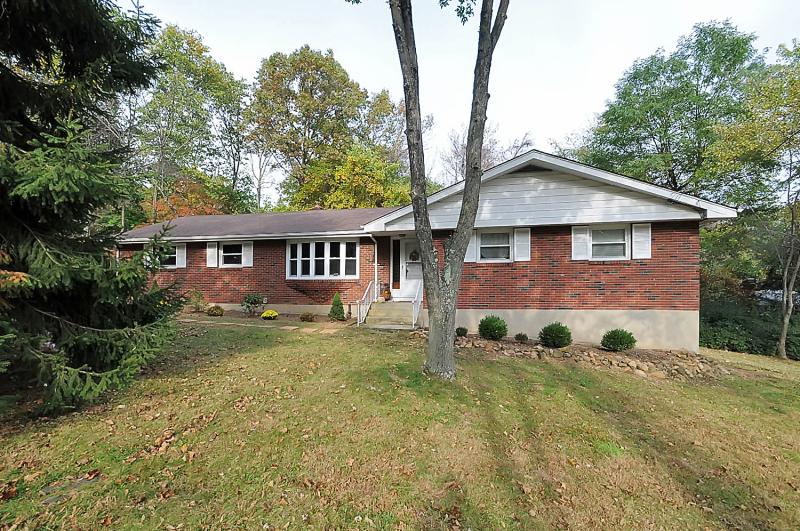 MONTVILLE Properties