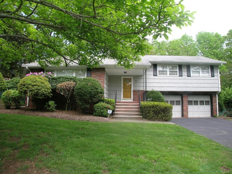 Featured Listing #2939802