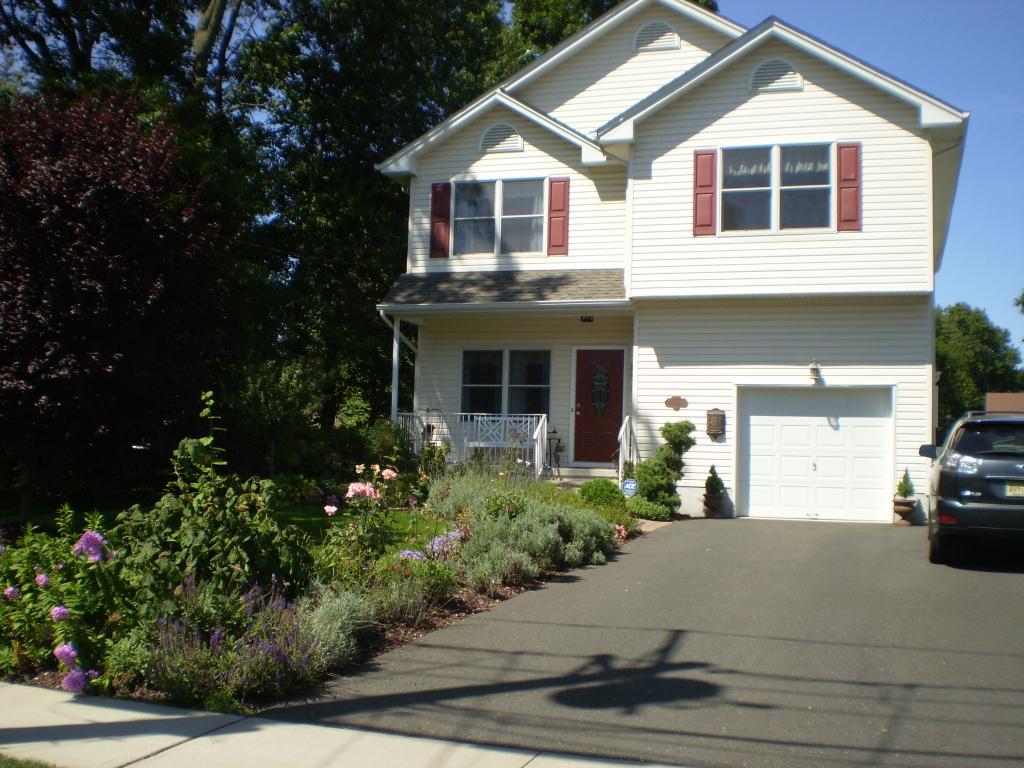 Featured Listing #2568818
