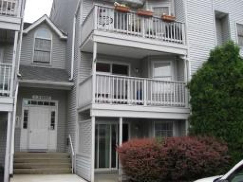 Featured Listing #2745083