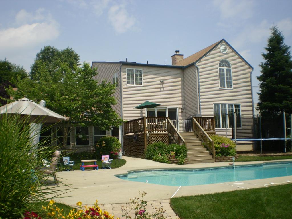 Featured Listing #2543195