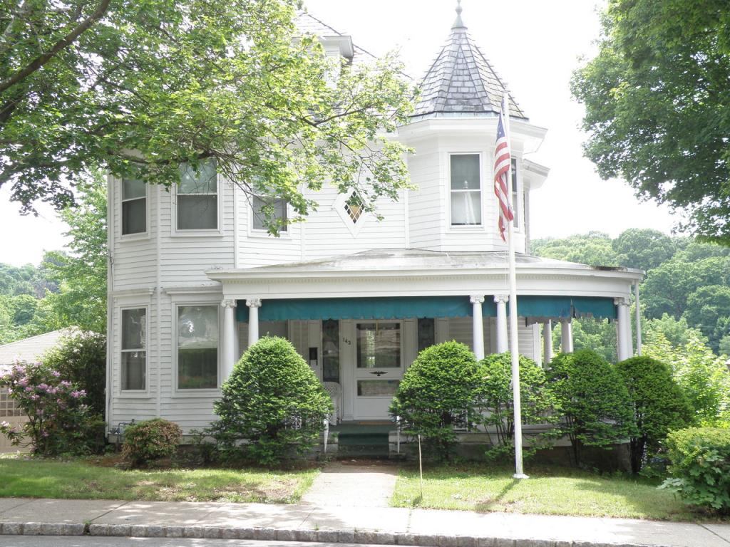 143 S. MORRIS STREET