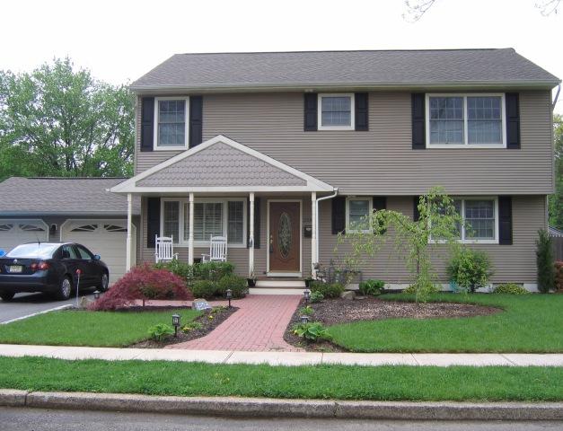 MLS #/Web ID: 2700700