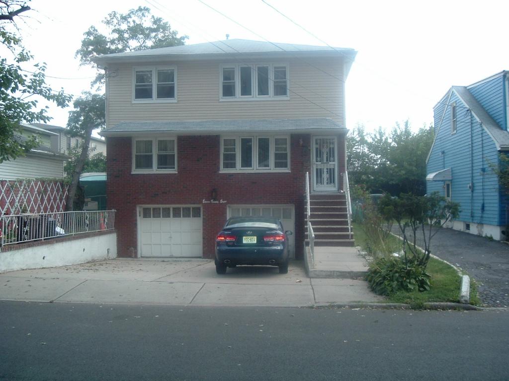 MLS #/Web ID: 2705400