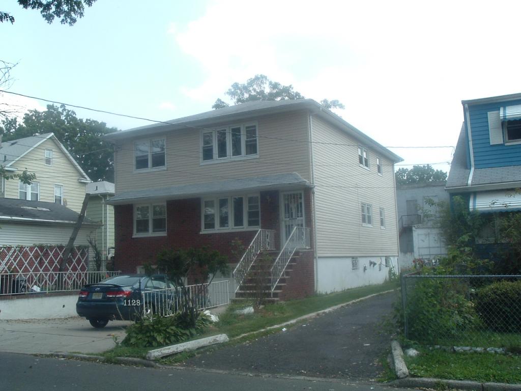 MLS #/Web ID: 2705400