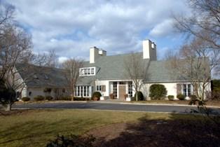 18 ROLLING HILL RD