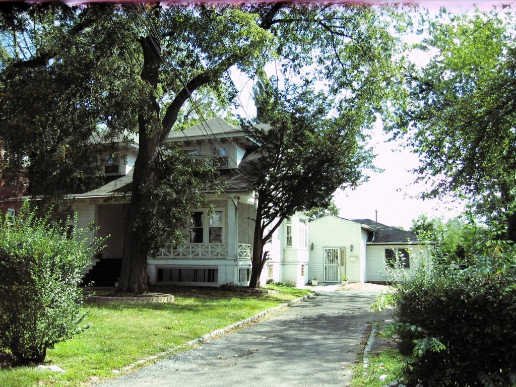 88 Burnett Avenue