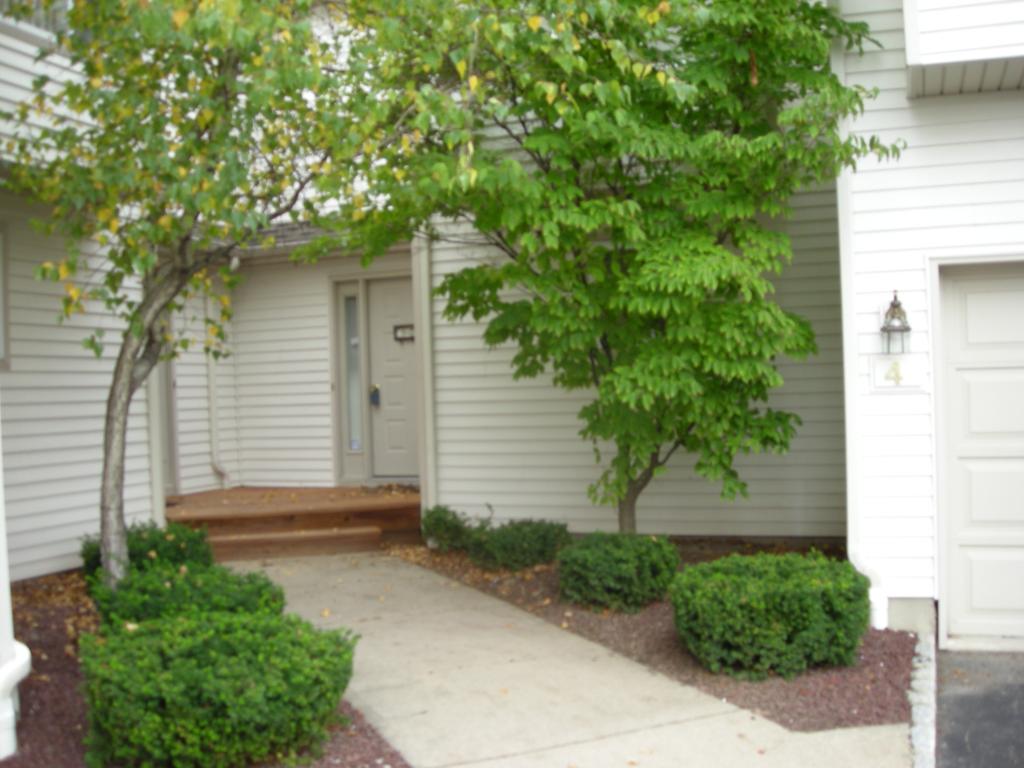 4 FRANKLIN CT