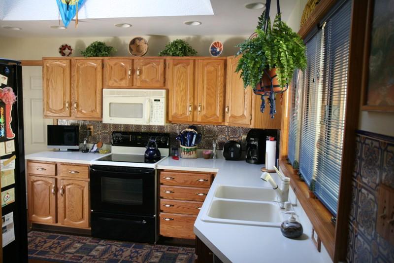 34 WOODLAND DR