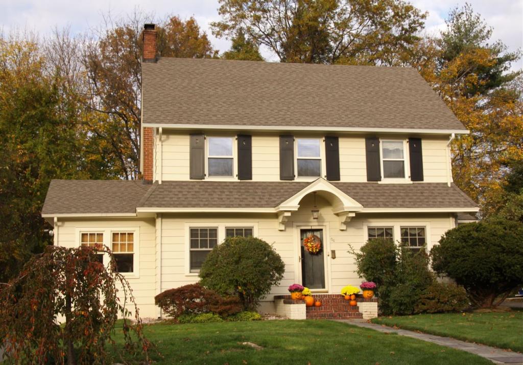 64 TUXEDO RD