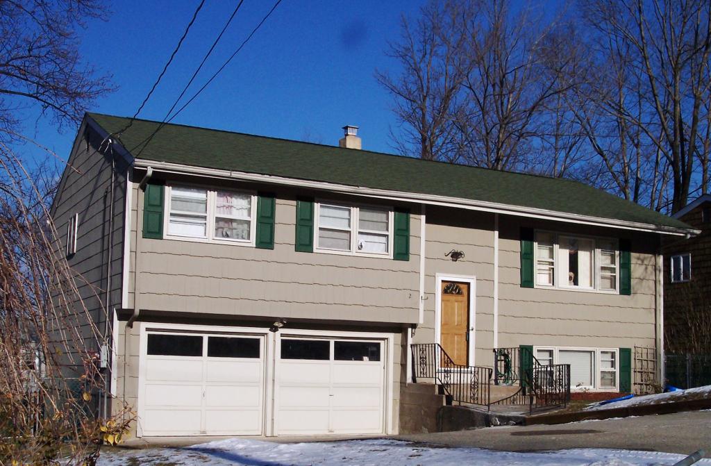 MLS #/Web ID: 2725500