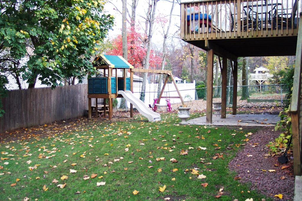 MLS #/Web ID: 2725500