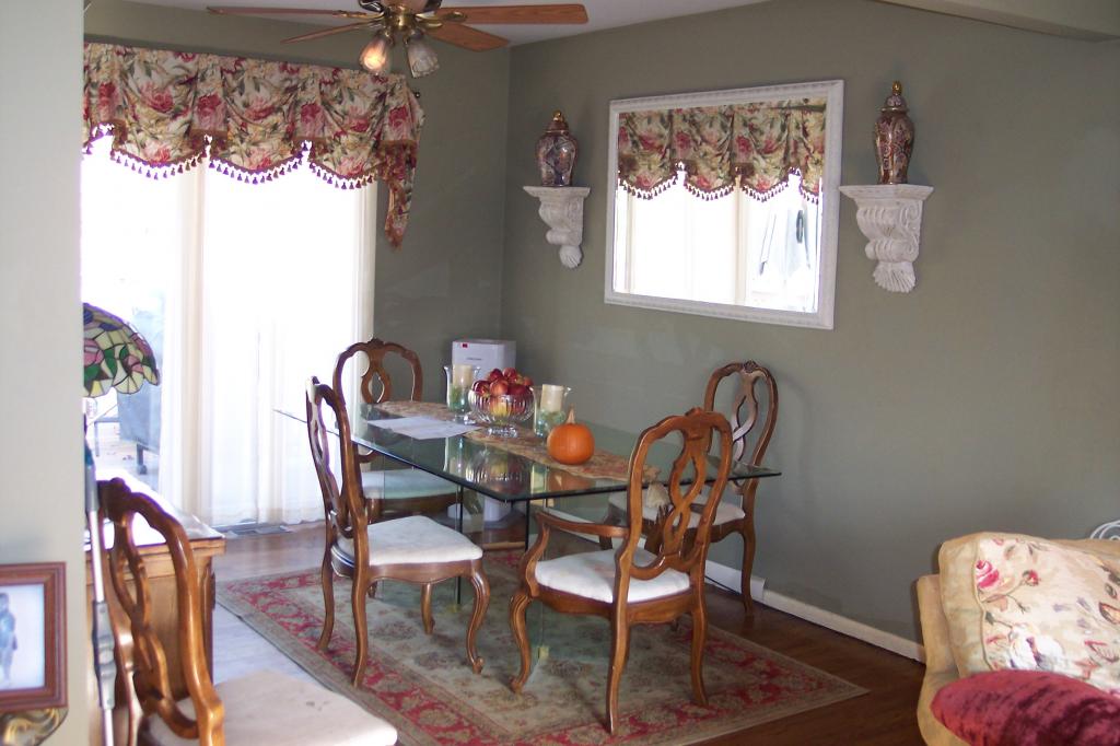 MLS #/Web ID: 2725500