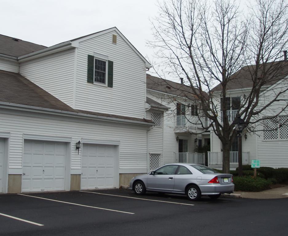 125 ALEXANDRIA WAY