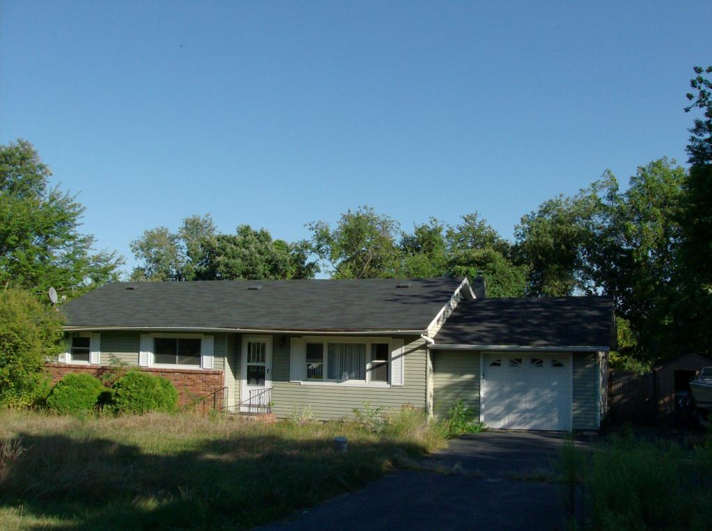 MLS #/Web ID: 2572201