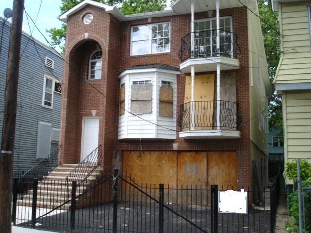 MLS #/Web ID: 2628301