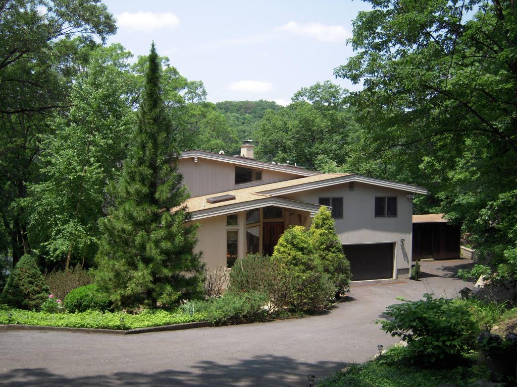 MLS #/Web ID: 2689401
