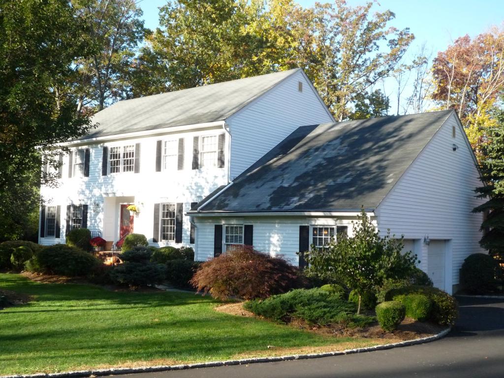 MLS #/Web ID: 2699101