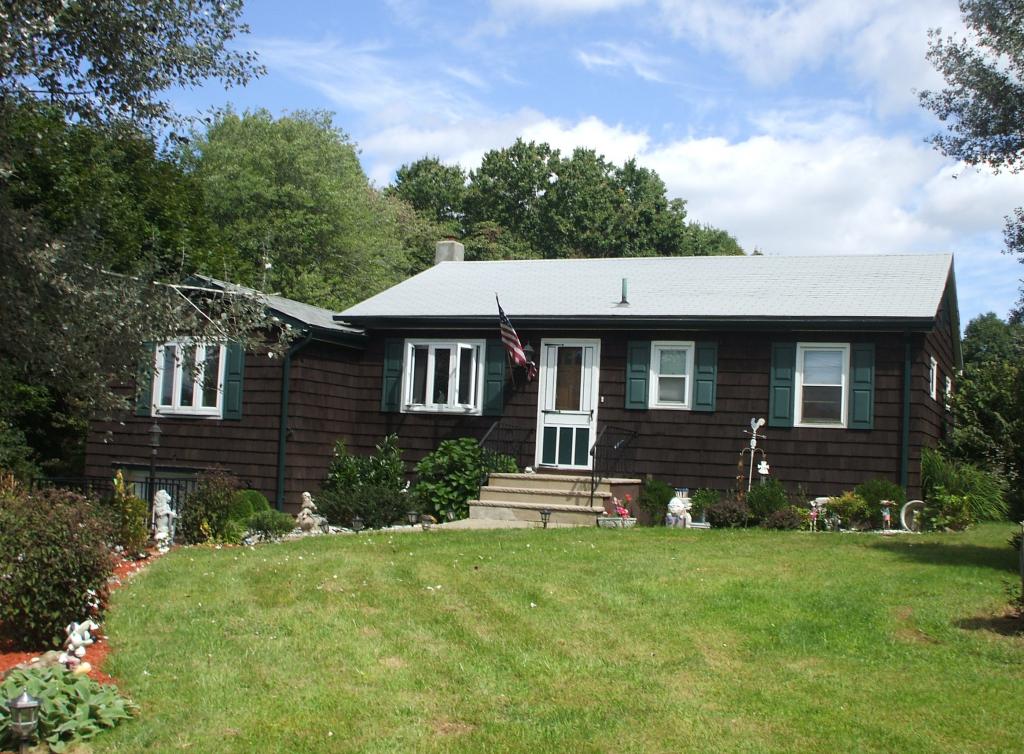 MLS #/Web ID: 2713601