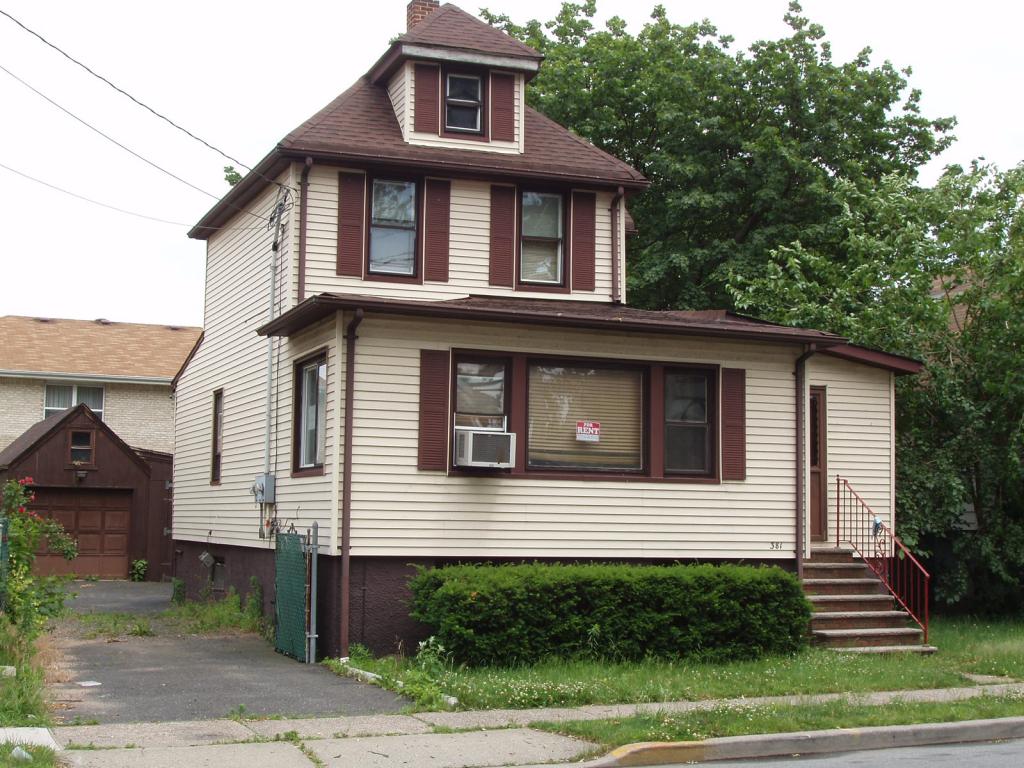 MLS #/Web ID: 2724901