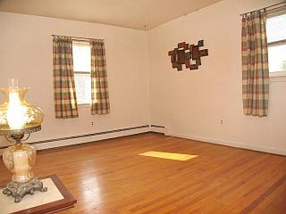MLS #/Web ID: 2725301