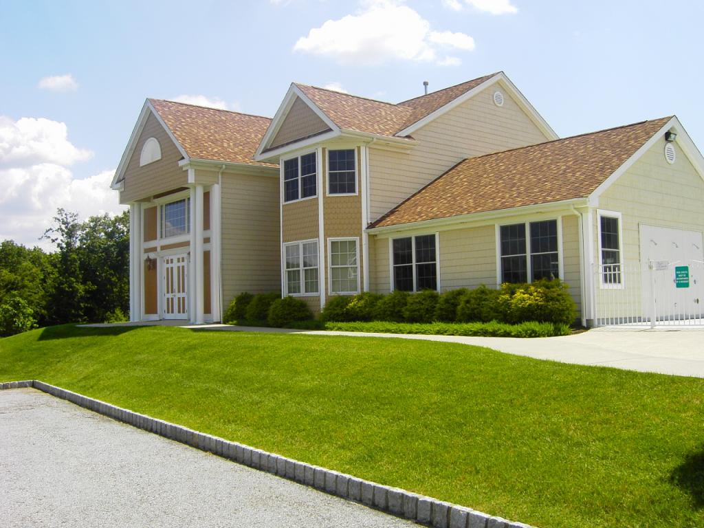 MLS #/Web ID: 2726301