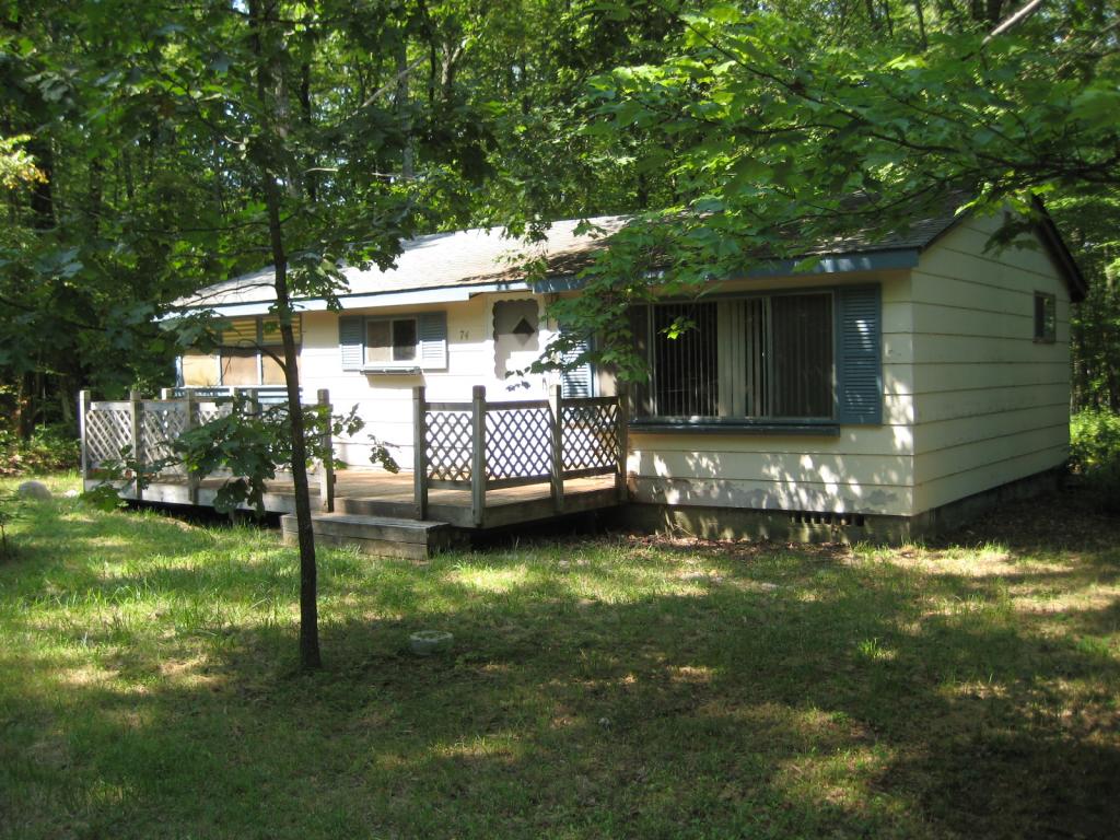 74 GLENBROOK DR