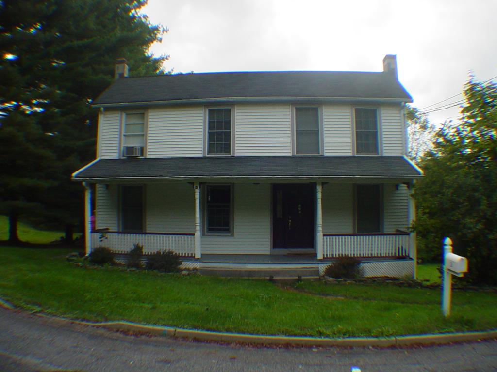 3 LACKAWANNA ST