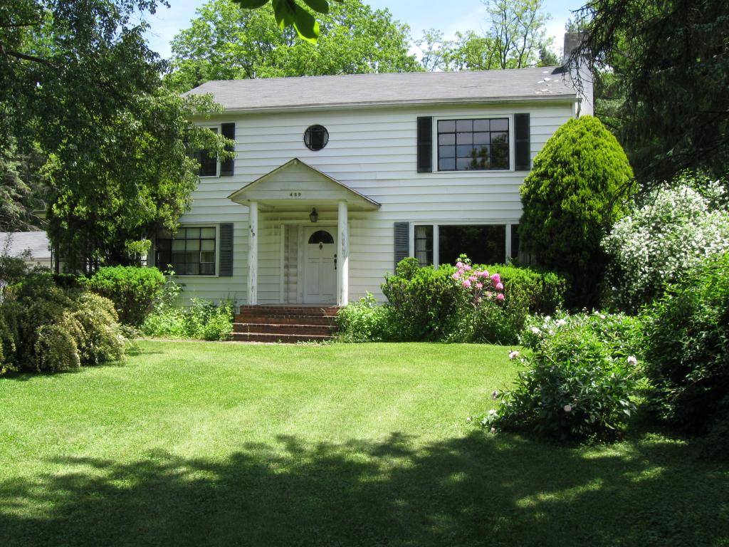 469 ROUTE 206