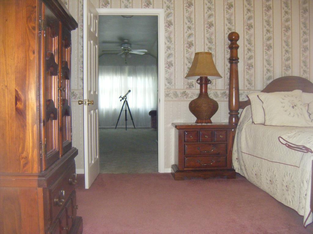 21 WarrenGlen-Bloomsbury RD