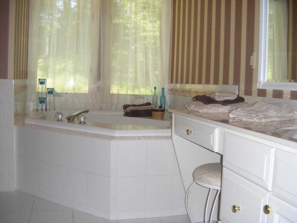 21 WarrenGlen-Bloomsbury RD
