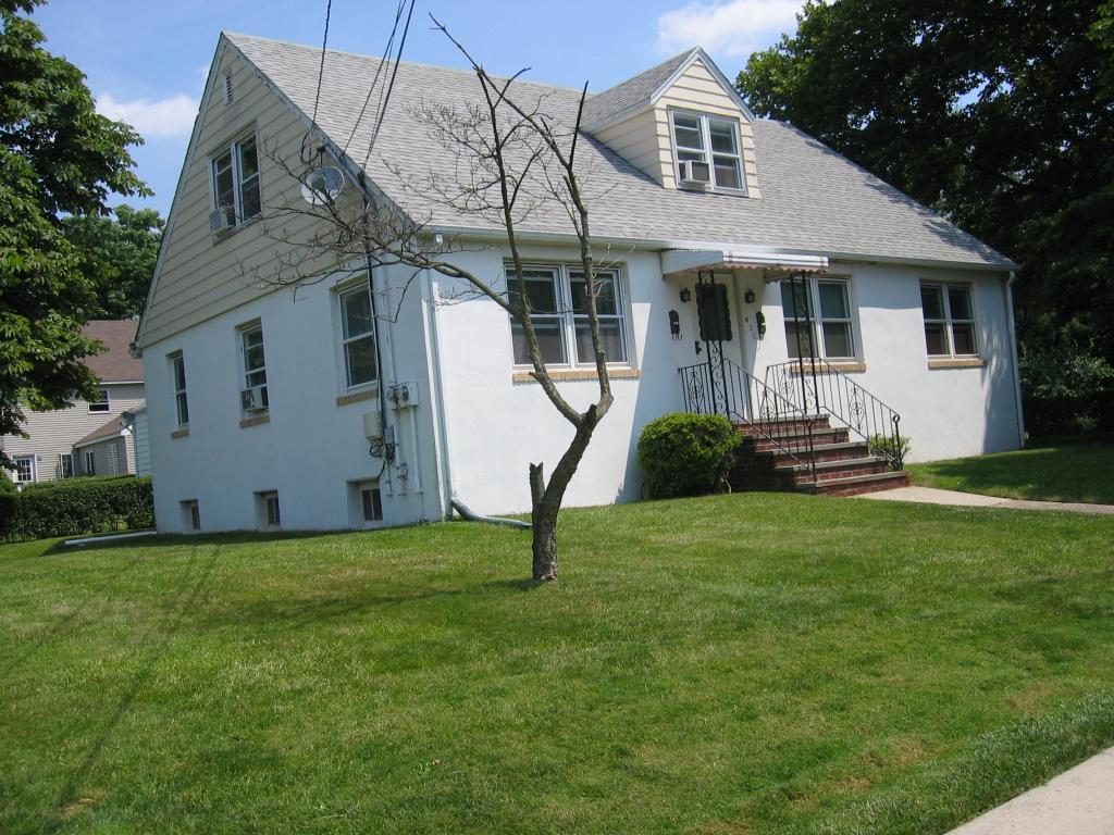 430 LAFAYETTE AVE