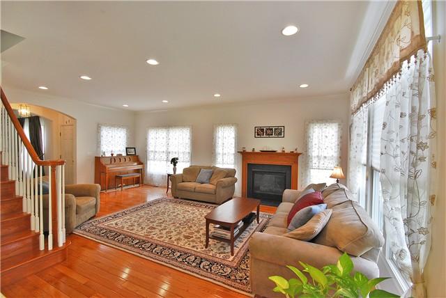 MLS #/Web ID: 2703502